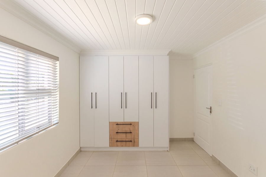 To Let 2 Bedroom Property for Rent in Welgedaan Estate Western Cape